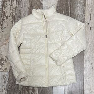Time and Tru Women's Cream Puffer Jacket